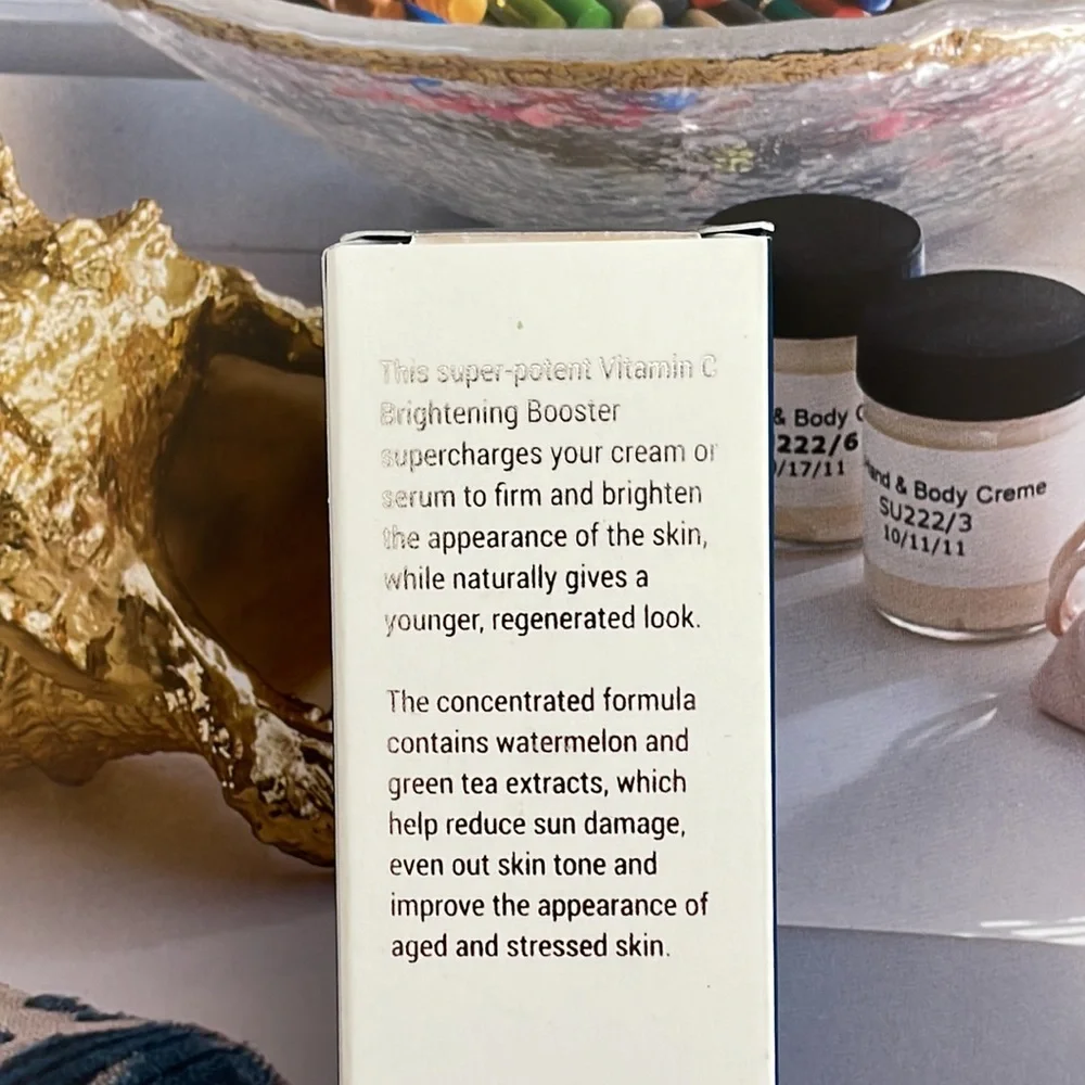 •Clean Skin Club• Vitamin C Brightening Booster - Picture 4 of 9